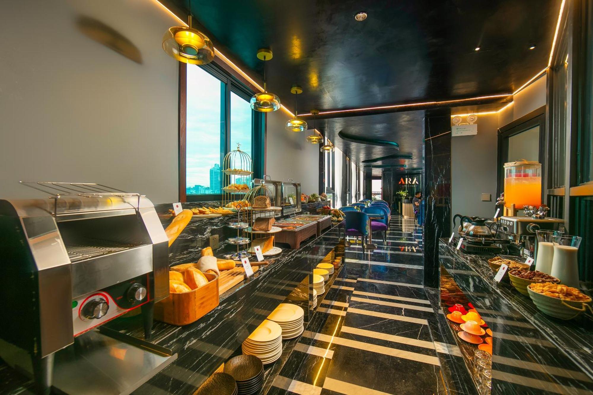 Aurora Central Hanoi Hotel Экстерьер фото